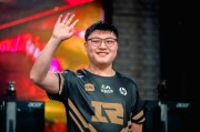  Uzi连续二十场比赛得分超过赛事规则更新，塞尔维亚队挑战极限！